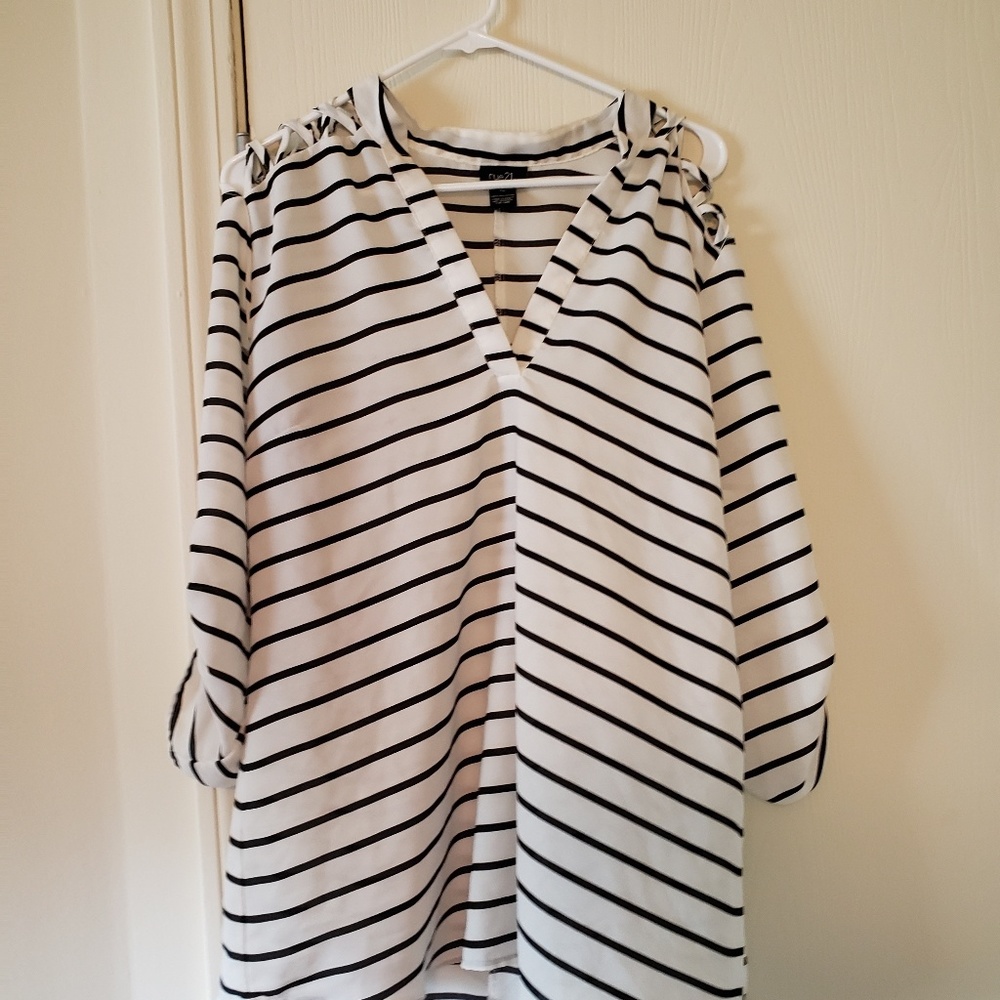 Rue 21 Overshirt